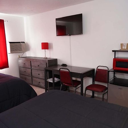 Model Towne Inn Motel Gwinn Eksteriør bilde
