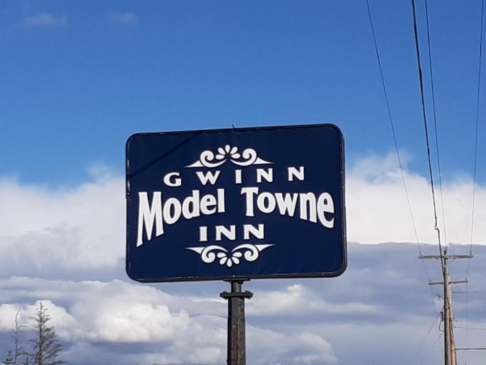 Model Towne Inn Motel Gwinn Eksteriør bilde
