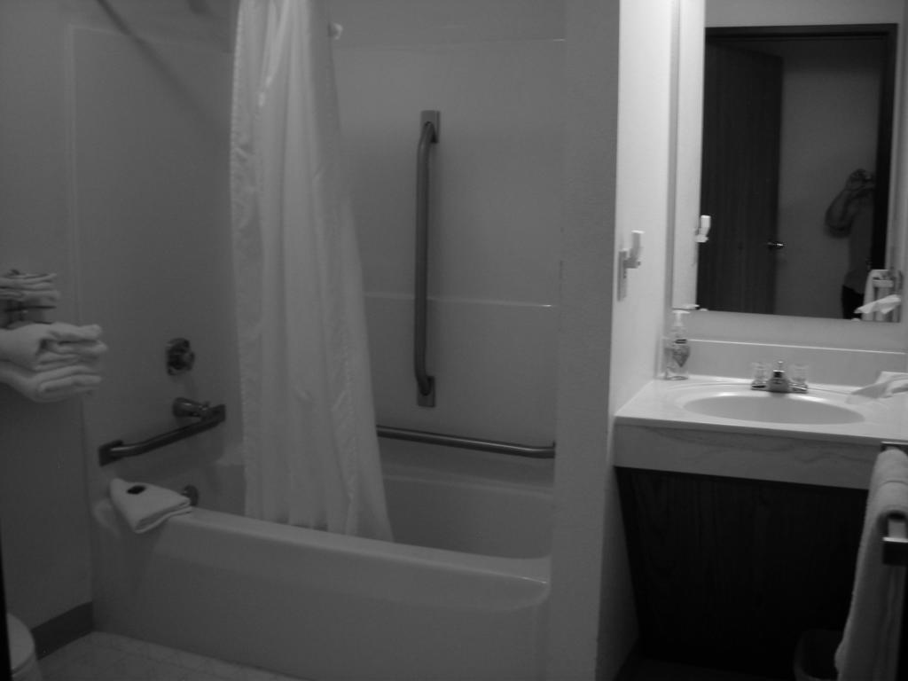 Model Towne Inn Motel Gwinn Rom bilde
